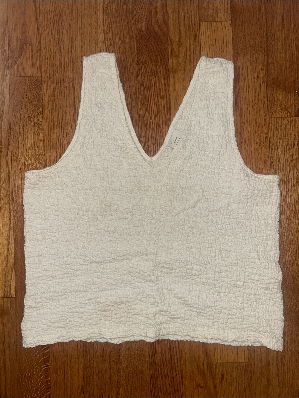 Textured White V-Neck Tank Top Large